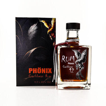 Exklusiver Genuss: Der Phönix Rum Caribbean 12 mit edlem Geschenkkarton – ideal für Kenner und als besonderes Präsent. Perfekt für stilvollen Rum-Genuss. Jetzt Premium Rum & Vodka kaufen